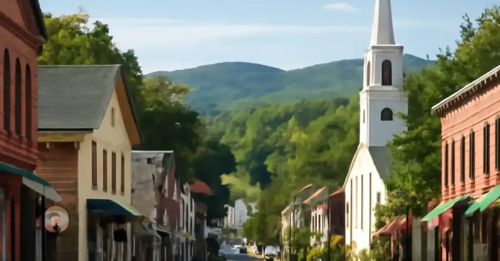small towns to visit, best small towns in usa, hidden gem small towns